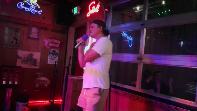 Live Sunday and Wednesday 8-12 Morrison Holiday Bar  on 29-Jun-25-21:42:30