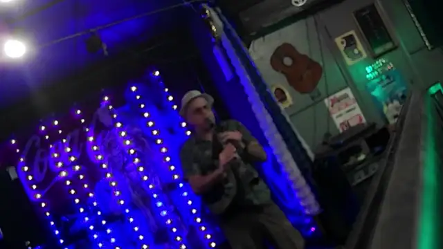 Live Tuesdays 9-1 on 05-Aug-25-21:05:35