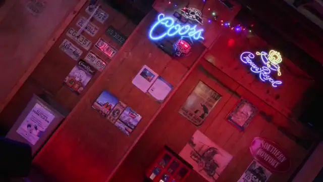 Live Sunday and Wednesday 8-12 Morrison Holiday Bar  on 20-Aug-25-22:56:21