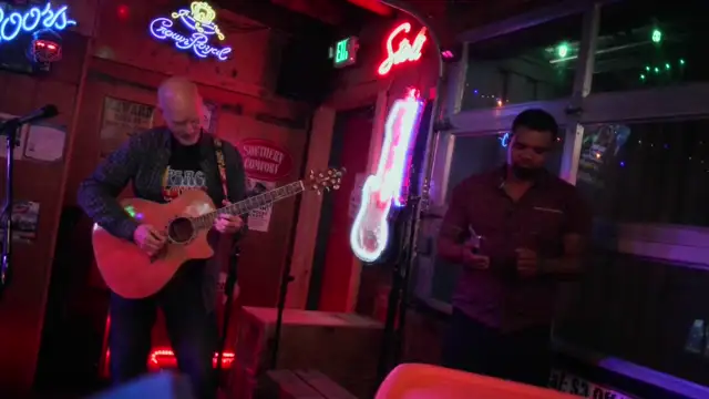 Live Sunday and Wednesday 8-12 Morrison Holiday Bar  on 27-Aug-25-20:15:41