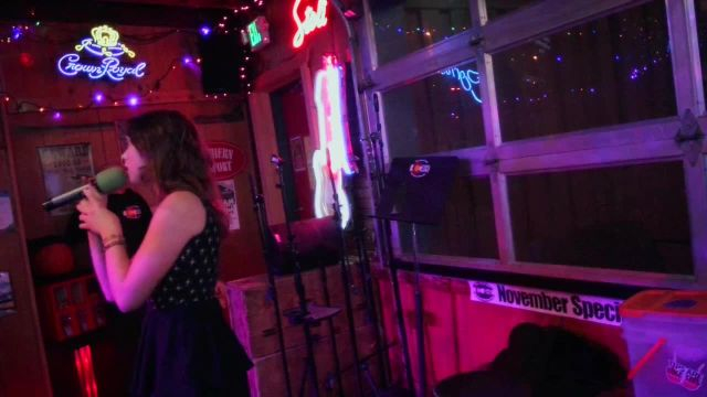 Live Sunday and Wednesday 8-12 Morrison Holiday Bar  on 02-Nov-25-20:18:24