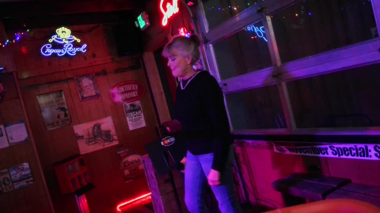 Live Sunday and Wednesday 8-12 Morrison Holiday Bar  on 09-Nov-25-20:08:38