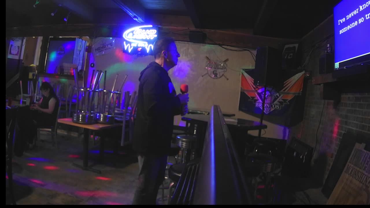 Live from Monaghans  on 03-Jan-26-20:01:16